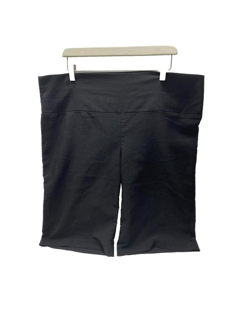 Women’s Black 3/4 Capri Dress Pants, No Size Tag, Good Condition